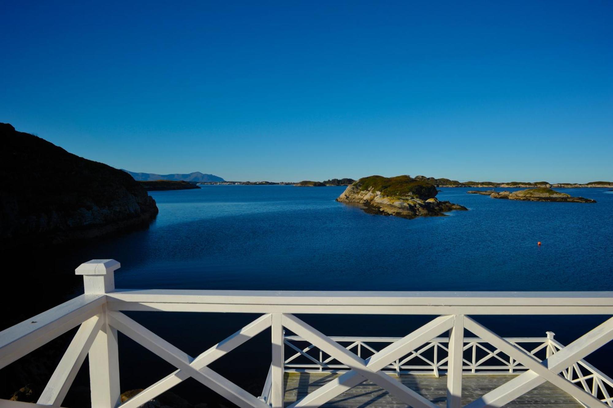 Atlantic Road Seaside Housing Apartment Litlrossoya Bagian luar foto