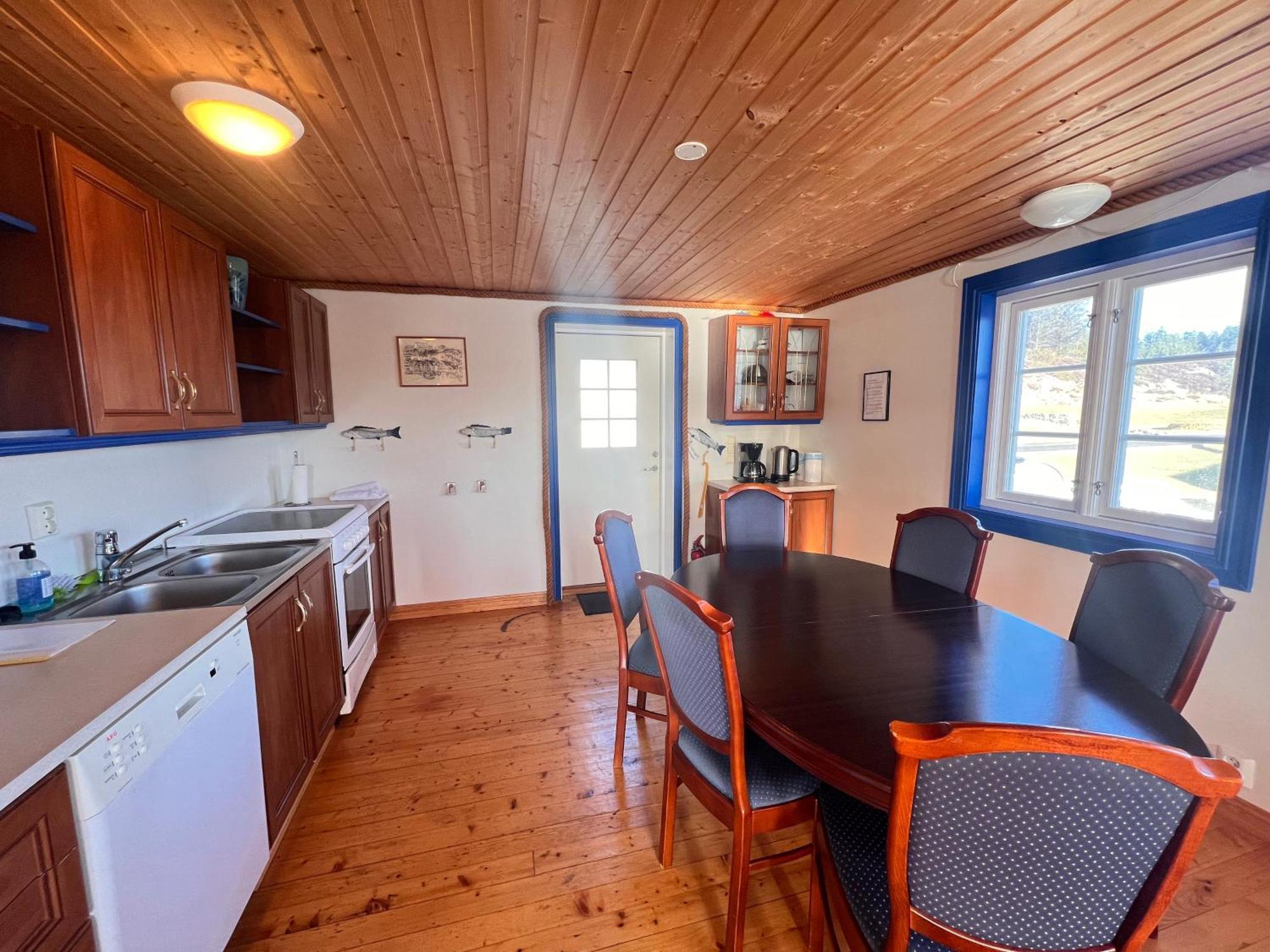 Atlantic Road Seaside Housing Apartment Litlrossoya Bagian luar foto