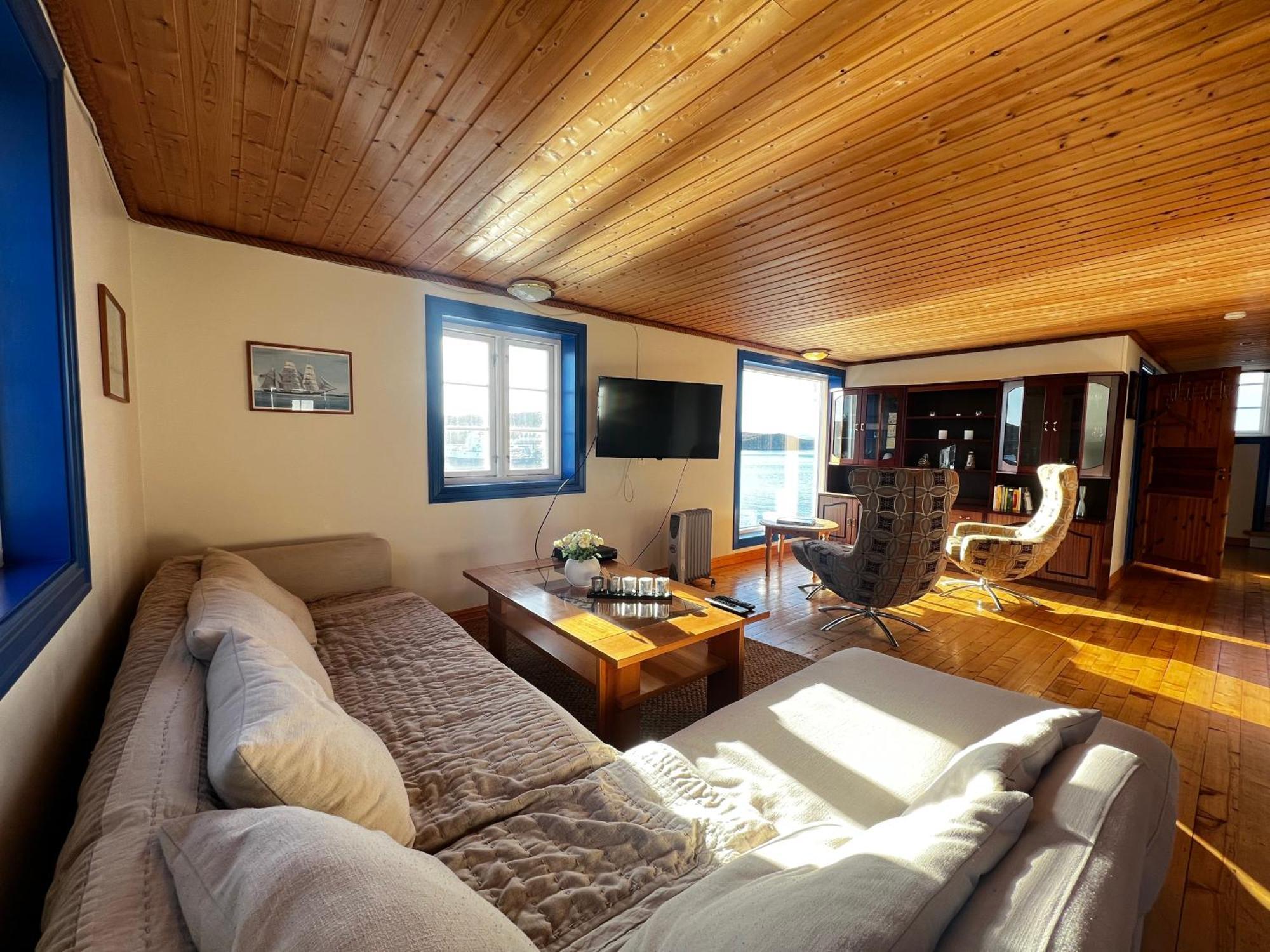 Atlantic Road Seaside Housing Apartment Litlrossoya Bagian luar foto