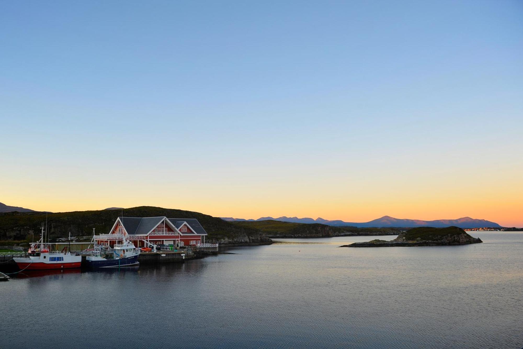 Atlantic Road Seaside Housing Apartment Litlrossoya Bagian luar foto